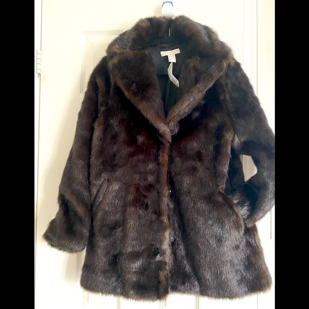 H&M brand new faux fur coat